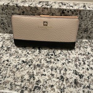 Kate spade two tone wallet
